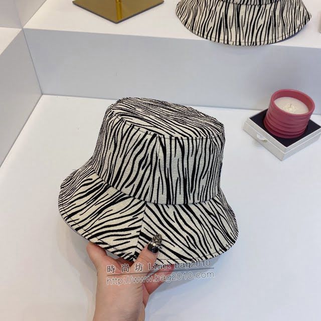 Balenciaga男女同款帽子 巴黎世家斑馬紋漁夫帽遮陽帽  mm1600